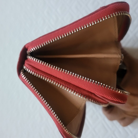 Coach Smooth Leather Double Zipper Accordion Wallet Black Cherry - Picture 8 of 9